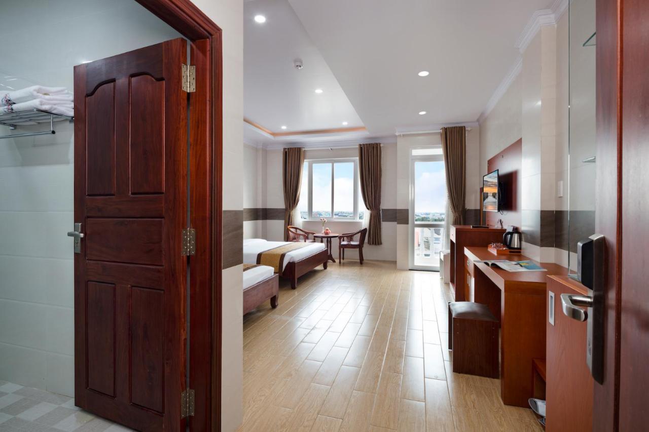 Phuc Ngoc Hotel Rach Gia Extérieur photo
