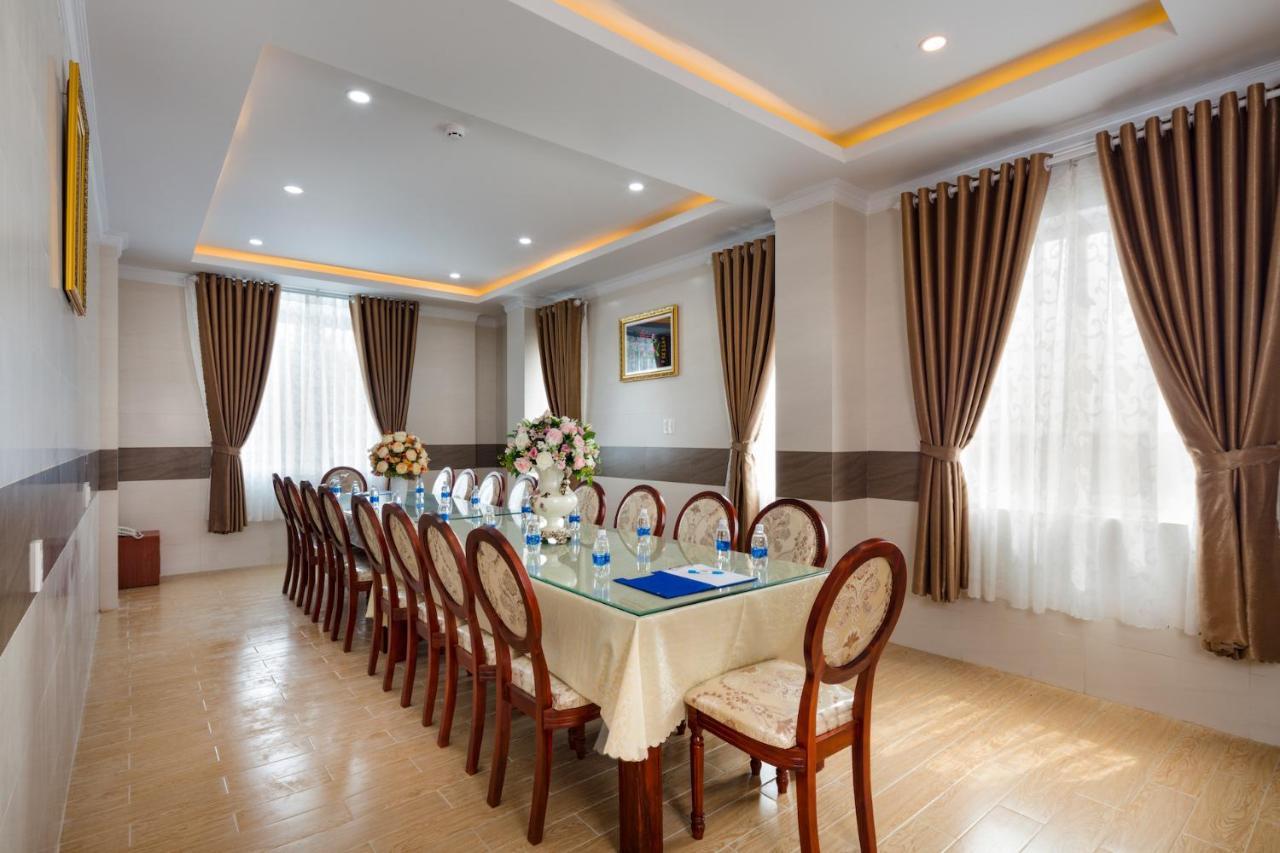 Phuc Ngoc Hotel Rach Gia Extérieur photo